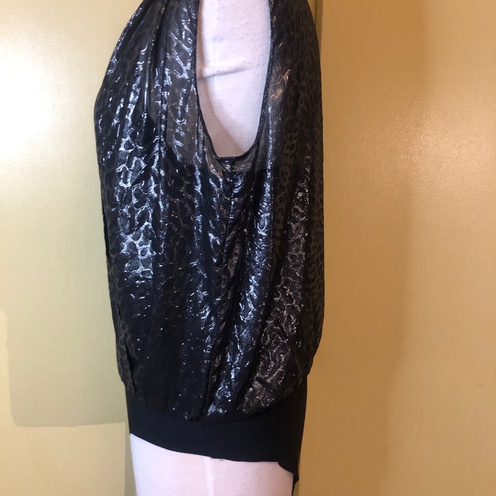 Bodysuit 💐sparkle and built in tank. NWOT. Snap closure - Picture 5 of 11